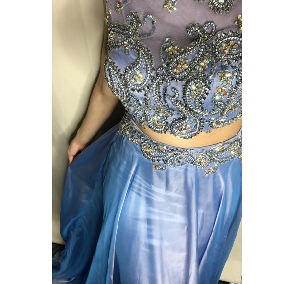 Prom/evening dress - Picture 2 of 7